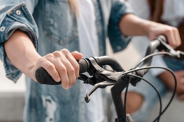 Jaki zasięg ma rower elektryczny i od czego to zależy?