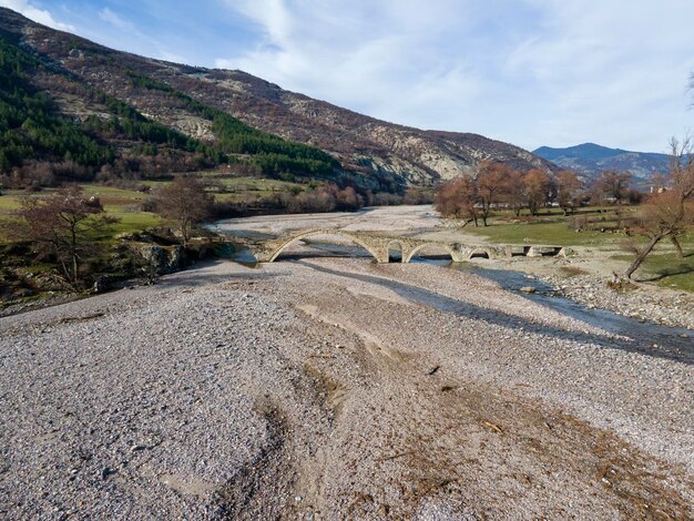 Przełajówka czy gravel na wycieczki poza miasto?