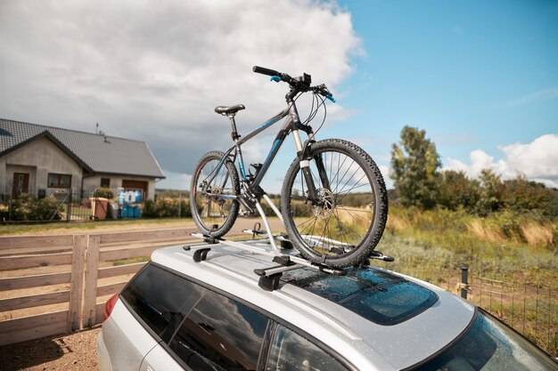 Jaki bagażnik na rowery do samochodu sprawdzi się podczas rodzinnych wyjazdów?