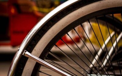 Koło rowerowe ile barów powinno mieć powietrza?