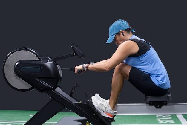 Rowerek treningowy magnetyczny czy mechaniczny który wybrać?