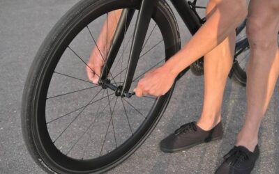 Jak wymienić dętkę w rowerze szosowym bez stresu?