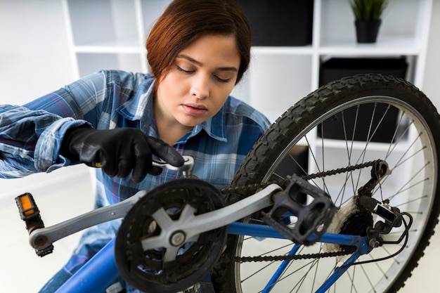 Ile kosztuje centrowanie koła rowerowego 2026?