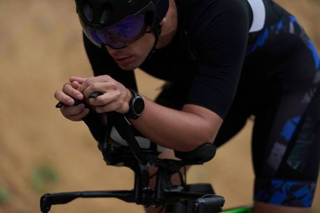 Jak prawidłowo zmieniać biegi w rowerze podczas codziennej jazdy?