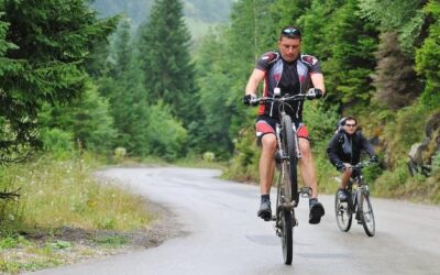 Rower trekkingowy czy cross co wybrać na codzienne trasy?
