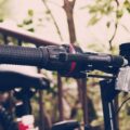 Jak ustawić aparat w rowerze żeby cieszyć się komfortową jazdą?