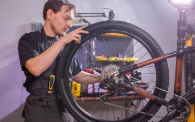 Jak wycentrować koło do roweru w domowych warunkach?