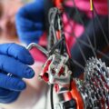 Jak wymienić linkę przerzutki tylnej w rowerze?